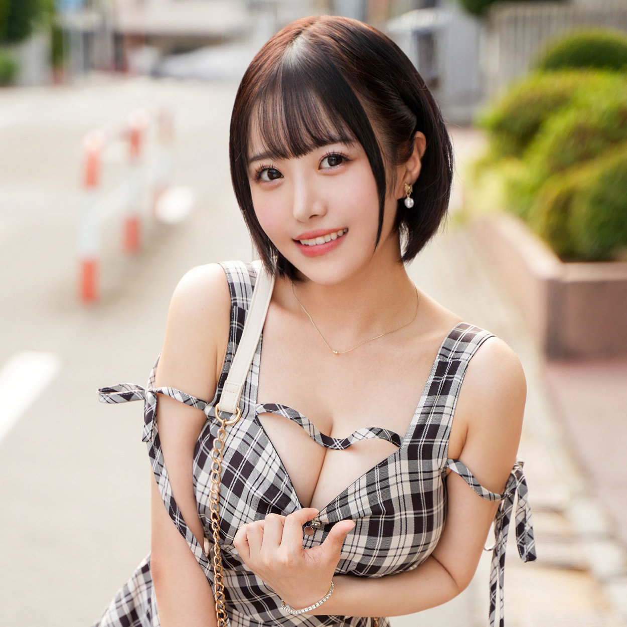 メイ｜150cm低身長Hカップショートヘアの素人動画【erofc358】